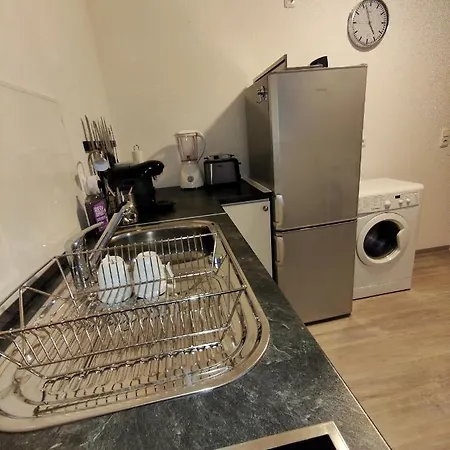 公寓 Dachgeschosswohnung Mit Klimaanlage In Bester Lage