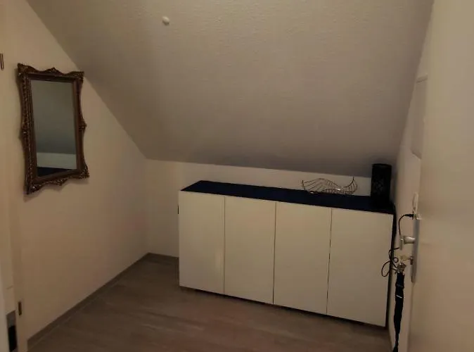 Lejlighed Dachgeschosswohnung Mit Klimaanlage In Bester Lage Menden